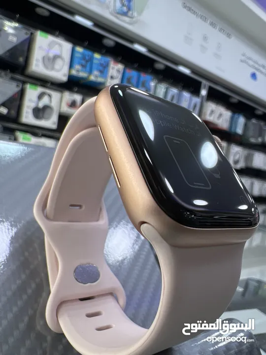 Used Apple Watch Series SE (40mm)  ساعة ايفون مستعملة SE قياس 40 مم  مستعملة بحالة ممتازة /// /// //
