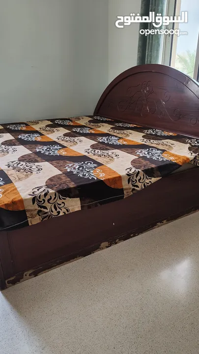 King Size Bed with Orthopaedic Mattress (Excellent Condition!)
