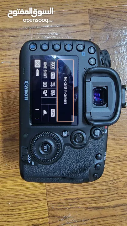 Canon 7 D mark 2 and canon 50 mm lens with battery grip