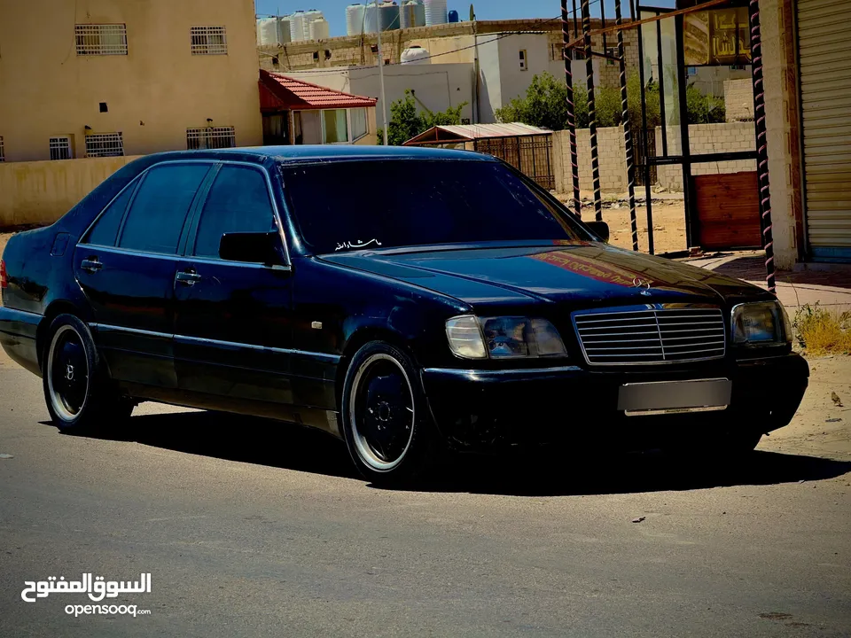 مرسيدس شبح 320
