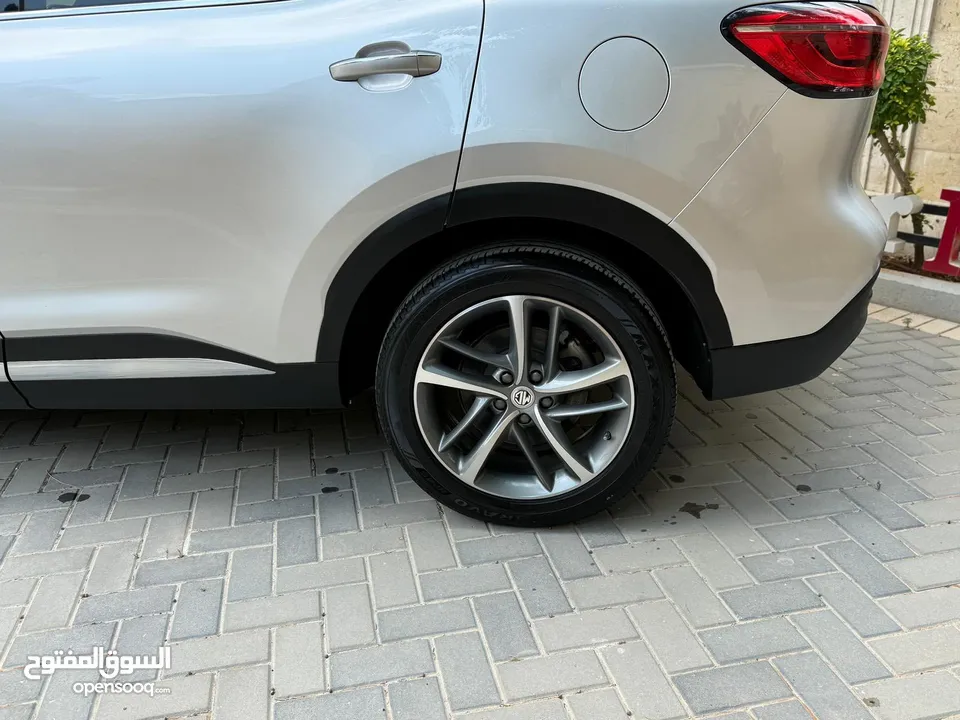 MG HS ترخيص 2022  Plug in محرك 1500 هايبرد