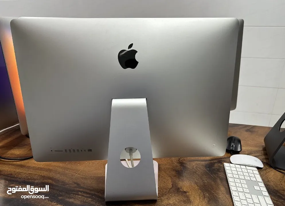 جهاز كمبيوتر imac مدمج مع شاشة أصلي من ابل