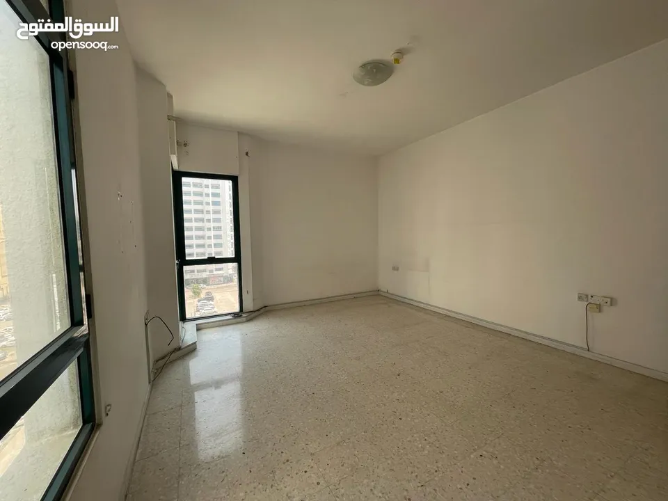 Apartments for Rent in sharjah AL majaz 1 Three master rooms and one hall 2 balconie