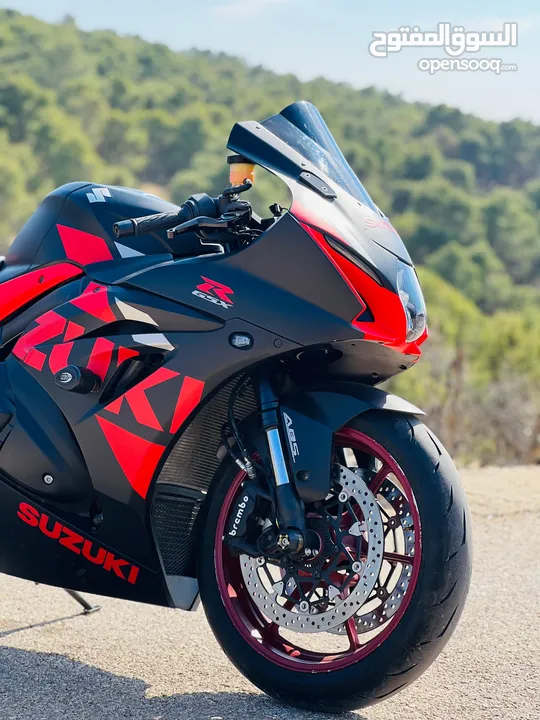 SUZUKI  //GSX--R--  **1000** موديل 2017 وكاله وممشي قليل