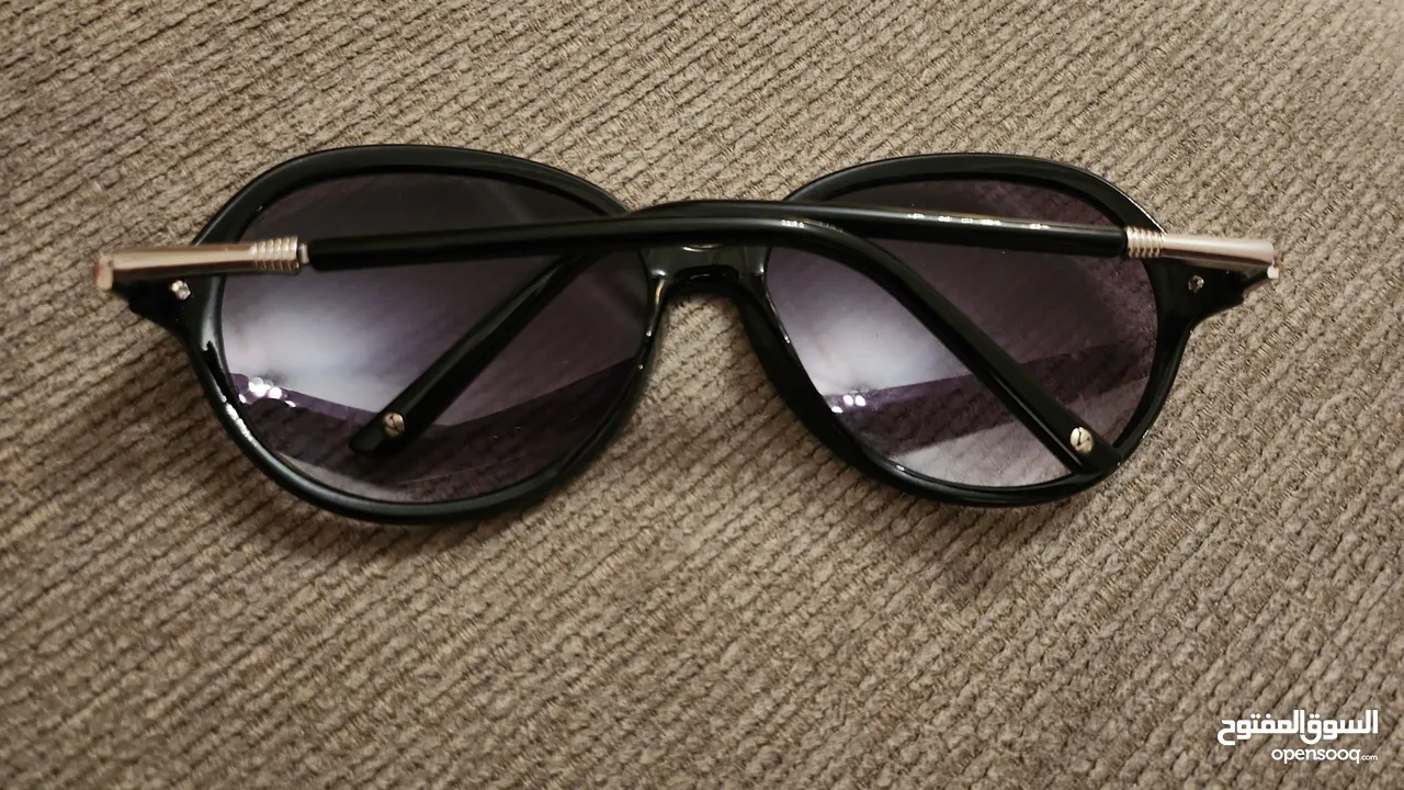 مجموعة نظارات نسائية للبيع