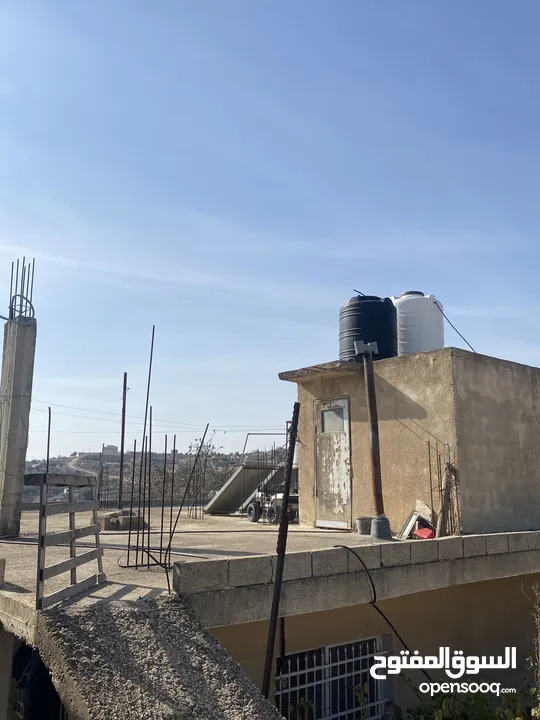 بيت مع الارض جاهز للسكن طابو B سعر مناسب من مالك مباشر  بين أبو نجيم واد  رحال موقع هادي السكن