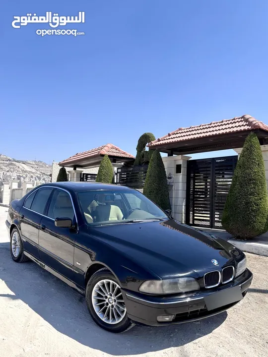 BMW e39 528