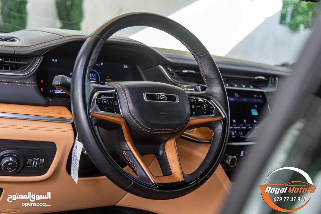 الان لدى رويال موتورز   Jeep Grand Cherokee L 2021 Summit