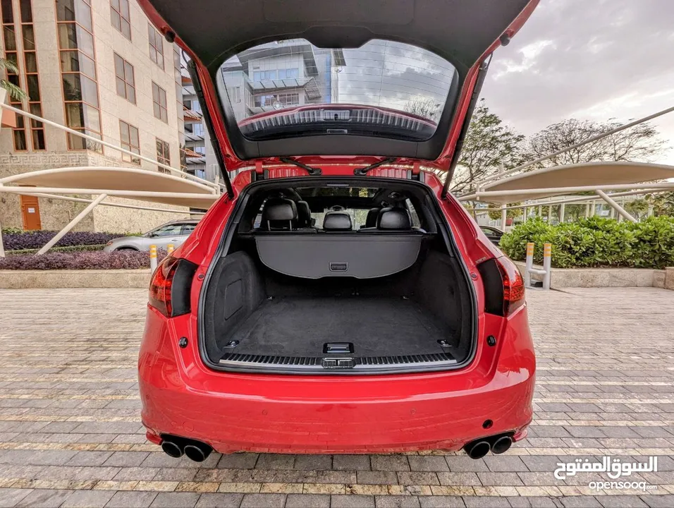 Porsche Cayenne GTS 2013