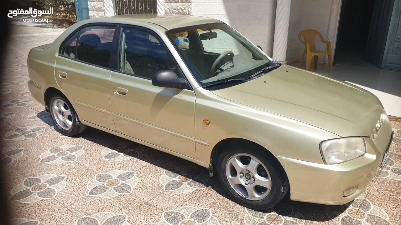 هونداي اكسنت اوتوماتك لون مميز