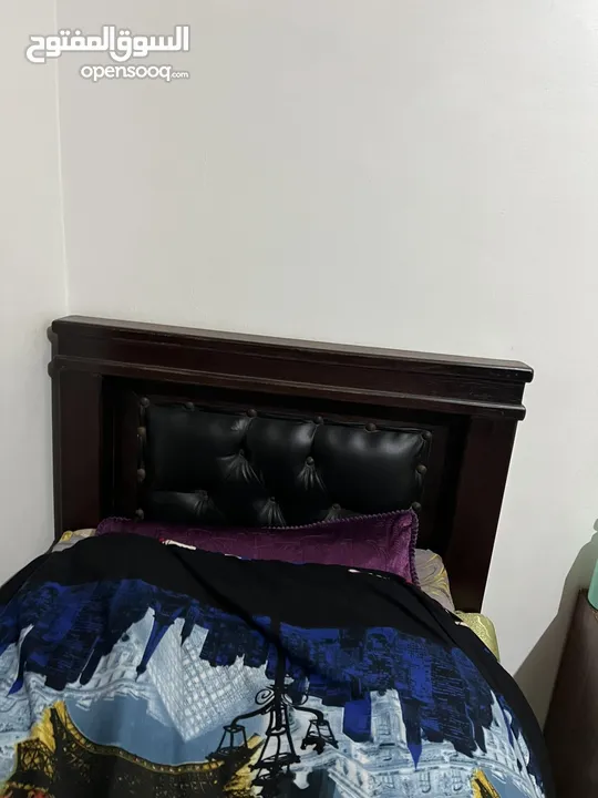 سرير مفرد شبابي للبيع