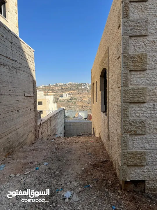 فيلا باك تو باك ضاحية الريحان إطلالة ممتازة
