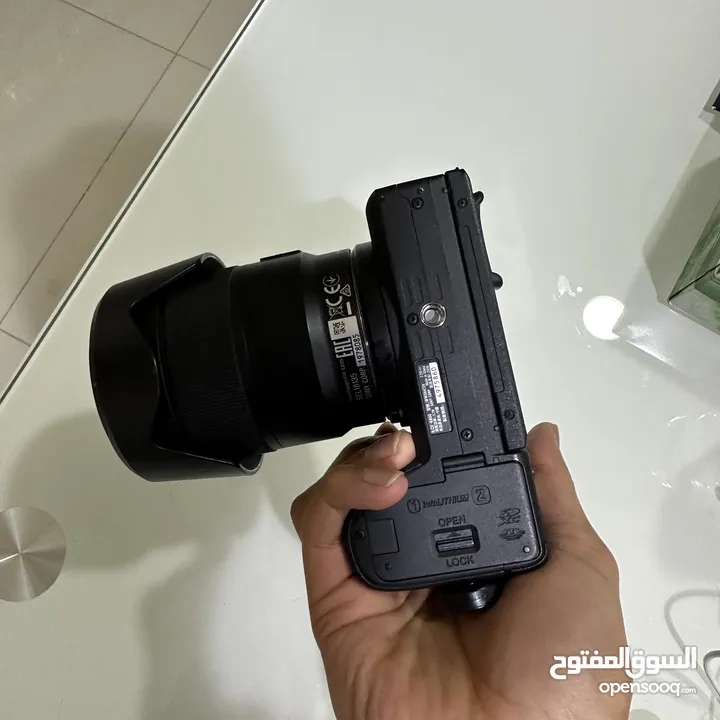 Sony a6600 camera with 18-135 mm lens