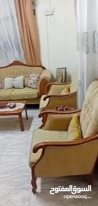 موجود غرفة ضيوف كامله للبيع