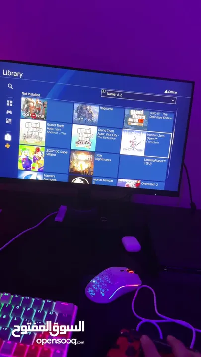 Ps4 + 40 games + 2 controller