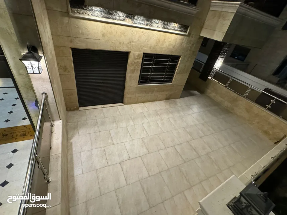 شقة ارضية مميزة للبيع في ضاحية الرشيد