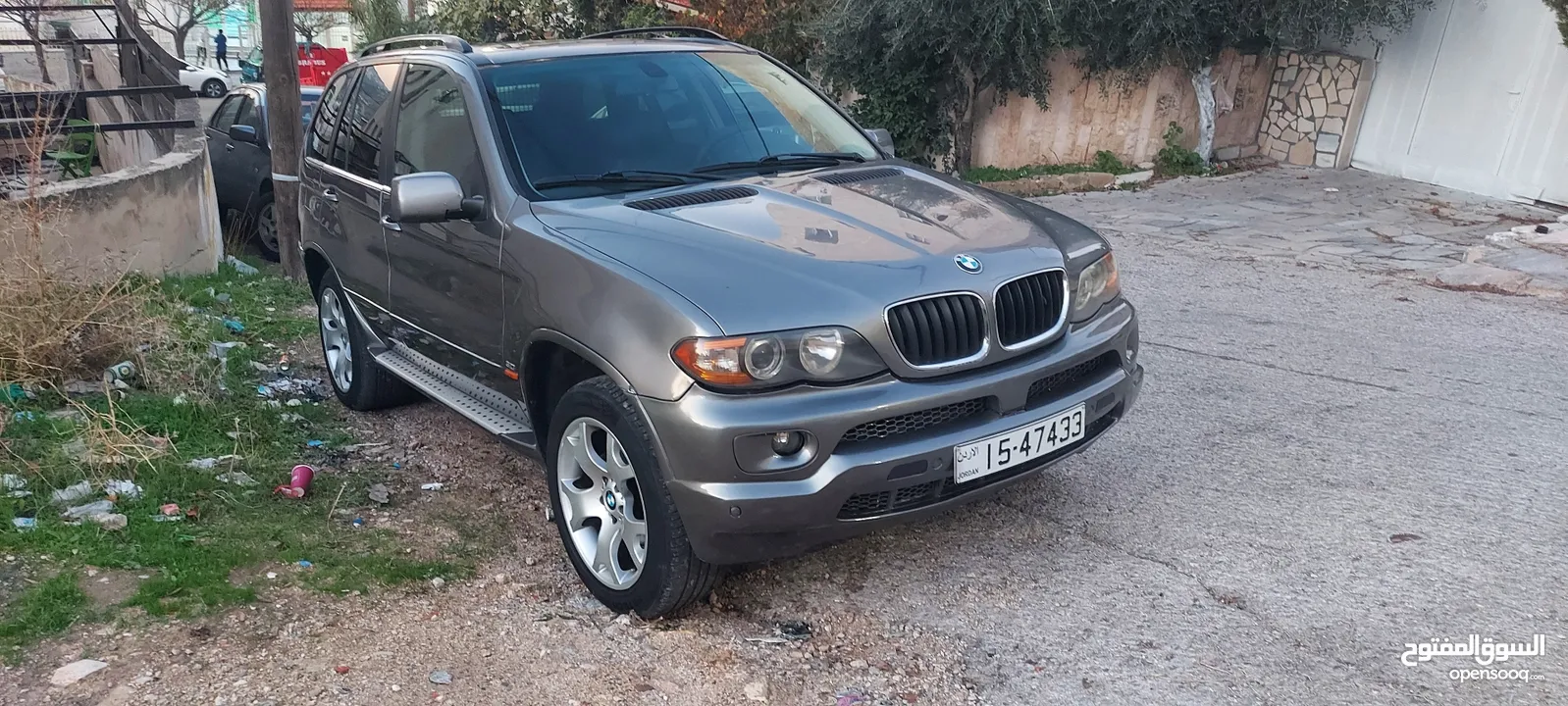 bmw x5.  موديل 2004