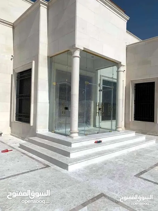 صيانة زجاج سيكوريت تركيب وتفصيل الزجاج زجاج ومرايا واجهات سوكاريت نخب