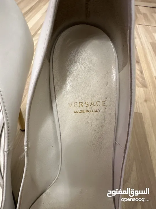 Versace heels size 37