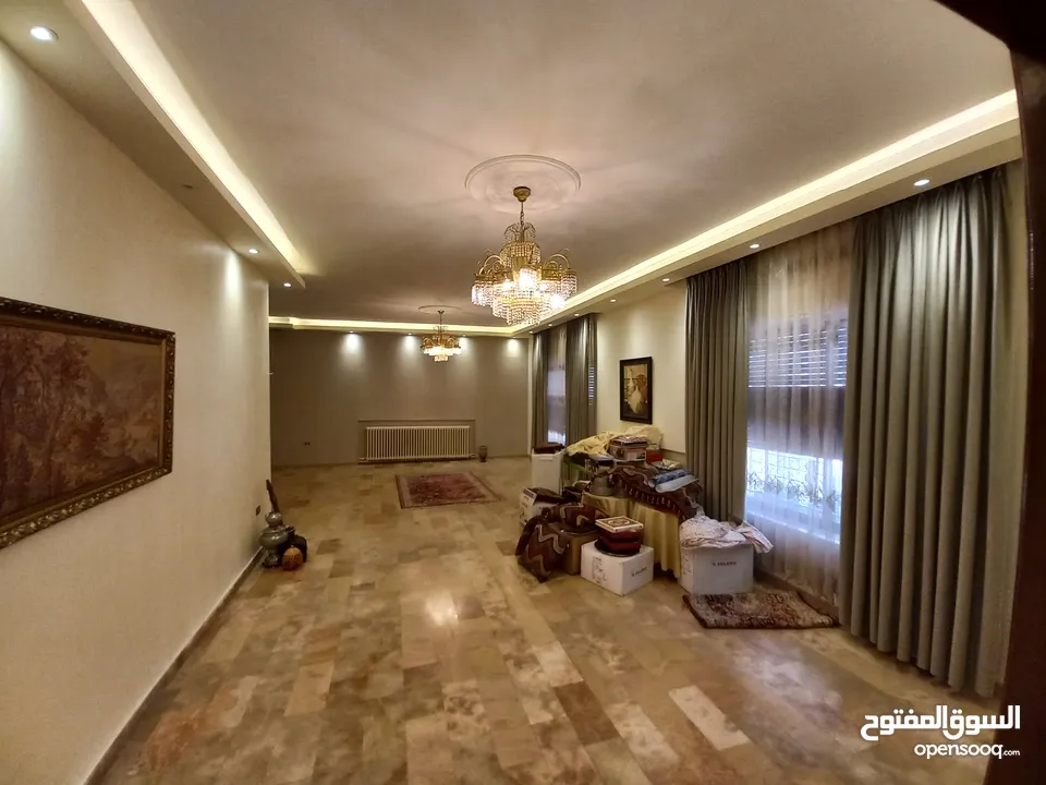 شقة غير مفروشة للإيجار 400م2 ( Property 16683 )-175107241