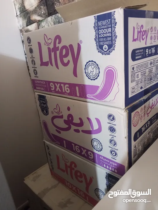 فوط لايفي Lifey النسائية متوفر 3 كراتين رقم 9 سوبر سميك