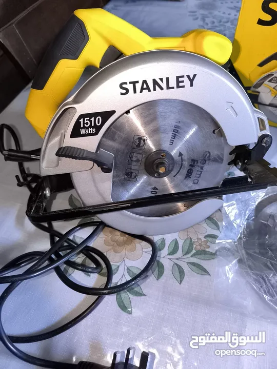 للبيع منشار دائري كهربائي STANLEY 1510W – بحالة شبه جديدة