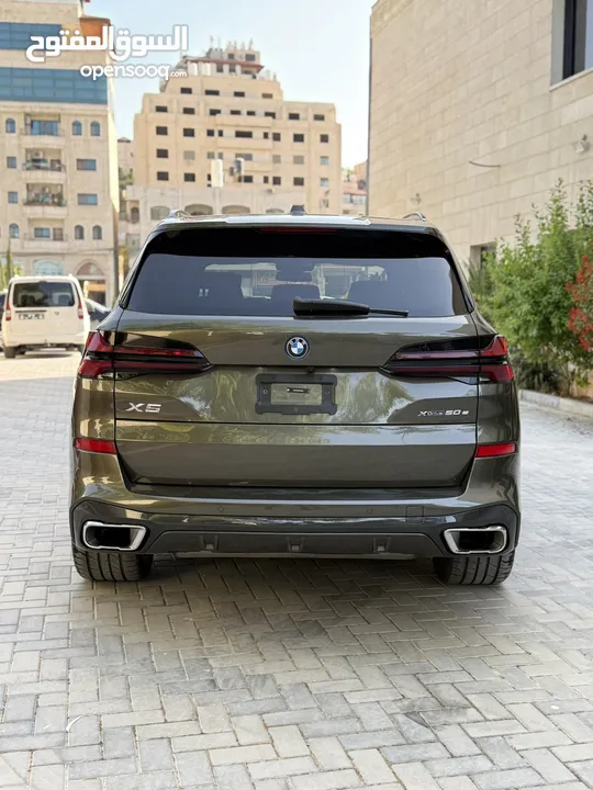BMW X5 50e ترخيص   محرك 3000 هايبرد plug in/يقطع على الشحنه 100 كيلو متر