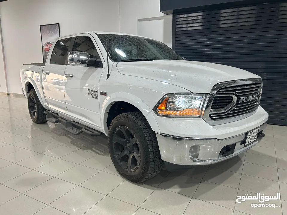 Dodge RAM 1500 Laramie Classic