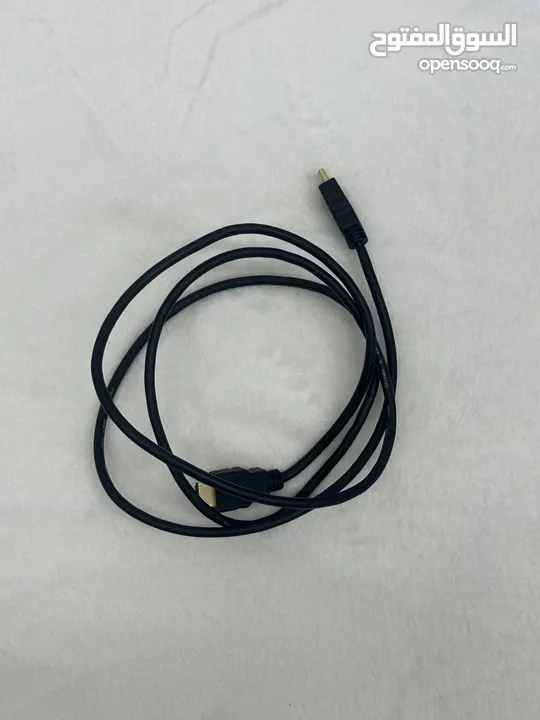 بلايستيشن 4 "1تيرا" بكرتونته مع اربع العاب PS4 “1T”and four games