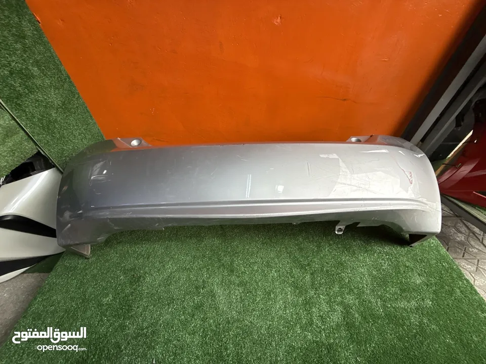 طمبون خلفي تويوتا بريوس 2010-2015  اصلي مستعمل ياباني بحالة جيده موضوح بصور  Toyota Prius 2010-2015