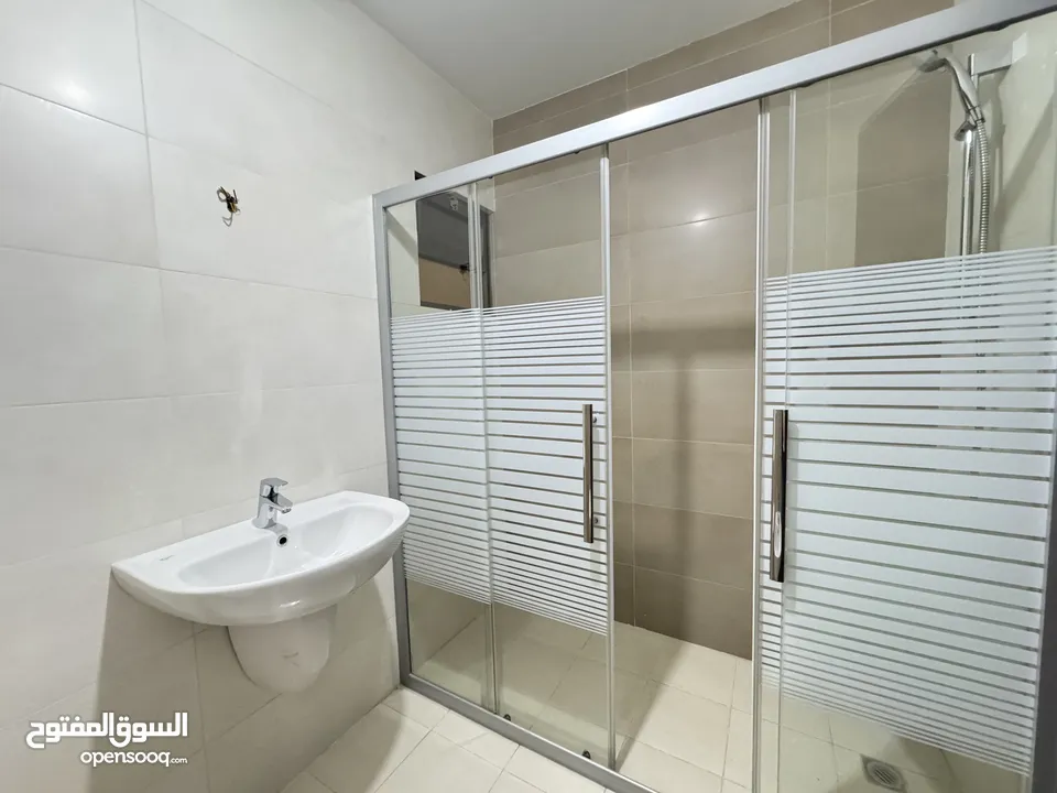 شقة غير مفروشة للايجار في الدوار الرابع ( Property 37912 )-175064101