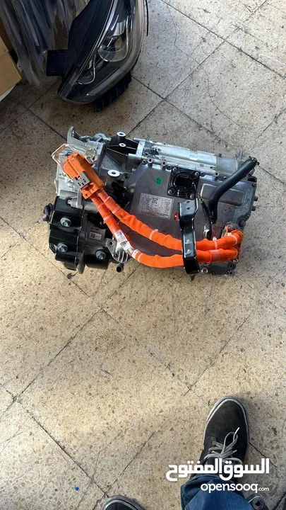 قطع غيار السيارات