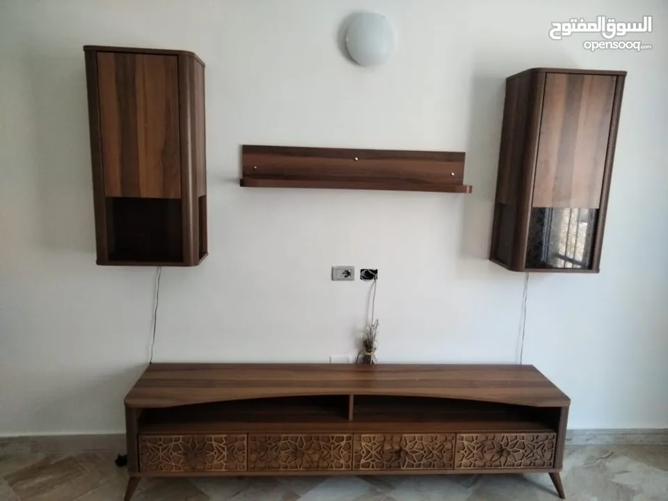 Complete TV Room Set - Like New مجموعة كاملة من غرف التلفزيون- Whatsapp Please