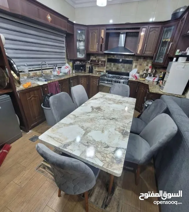 طاولة سفرة تركي (مكفولة )  باقل سعر في المملكة يوجد توصيل طاولات سفرة  التركية