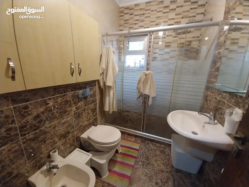 شقة مفروشة للإيجار 190 م2 ( Property 38982 ) سنوي فقط