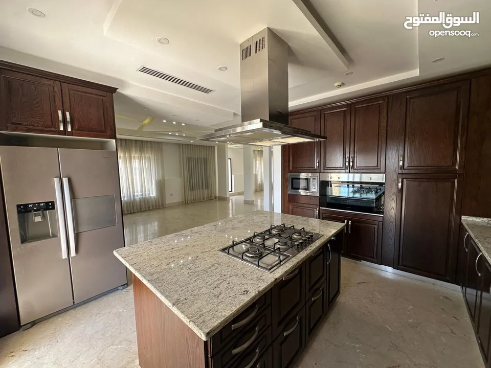 روف شبه مفروش للايجار في عبدون ( Property 41960 )-175034492