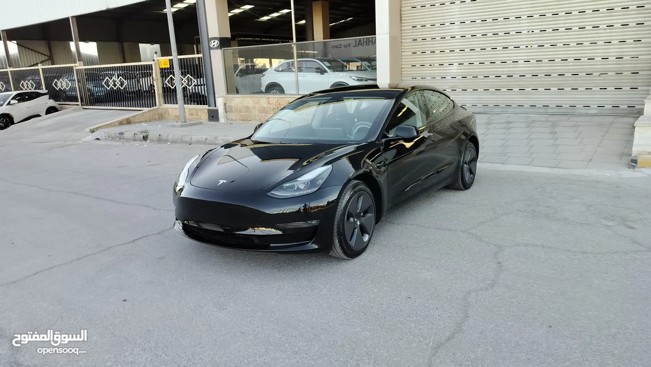 TESLA 2023 MODEL 3