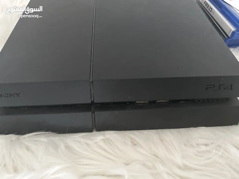 PS4 used in very good condition