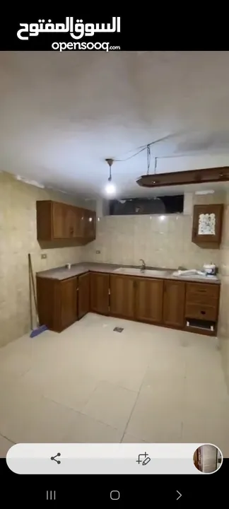شقه للبيع في حي نزال لذراع الغربي