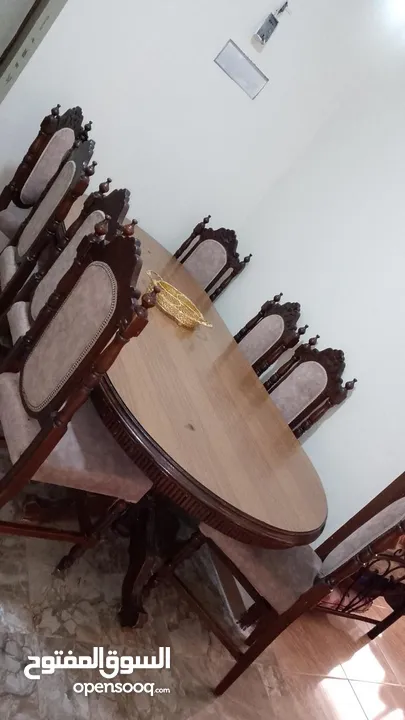 طاوله سفره مستعمله بحاله جيده