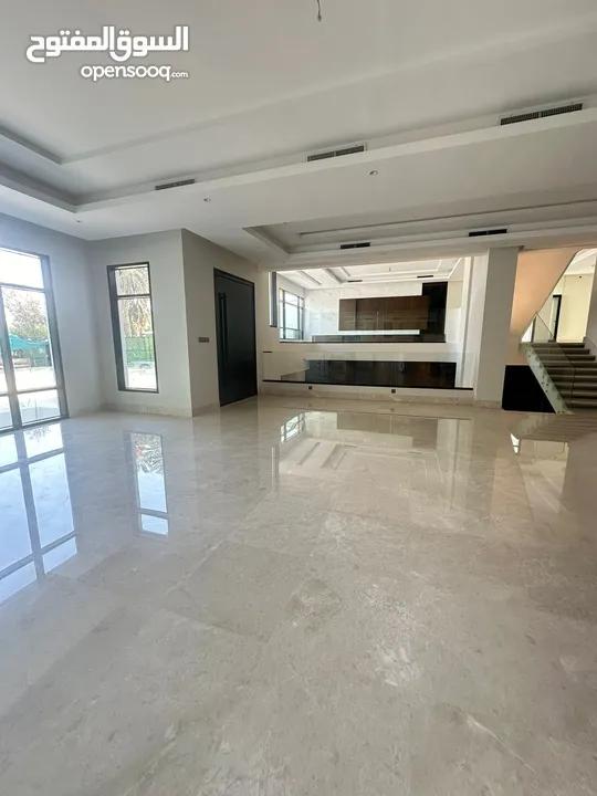 للايجار فيلا  Villa for rent