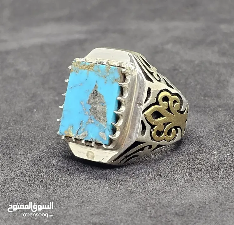 حجر فيروز مميز.. لا يفوتك ما تشتريه