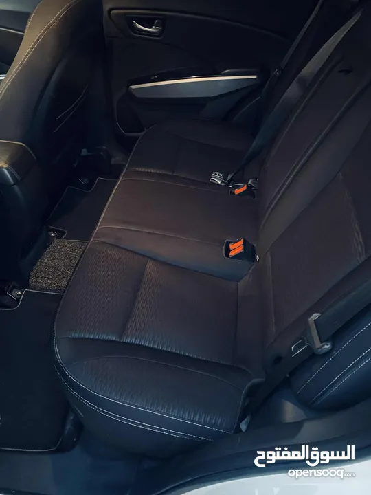 سانغ يونغ تيفولي 2017 اصل كوري