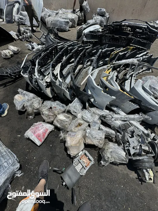 جميع قطع غيار اودي  Audi   بودي ميكانيك باسعار مناااااافسة جدا
