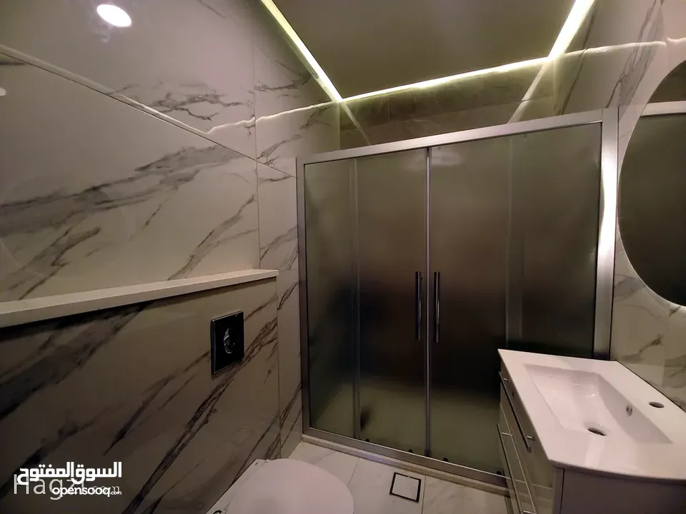 شقة غير مفروشة للإيجار 200م2 ( Property 17847 ) سنوي فقط