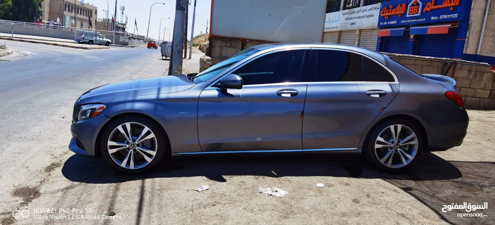 مرسيدس C350e بحالة ممتازة فل اضافات