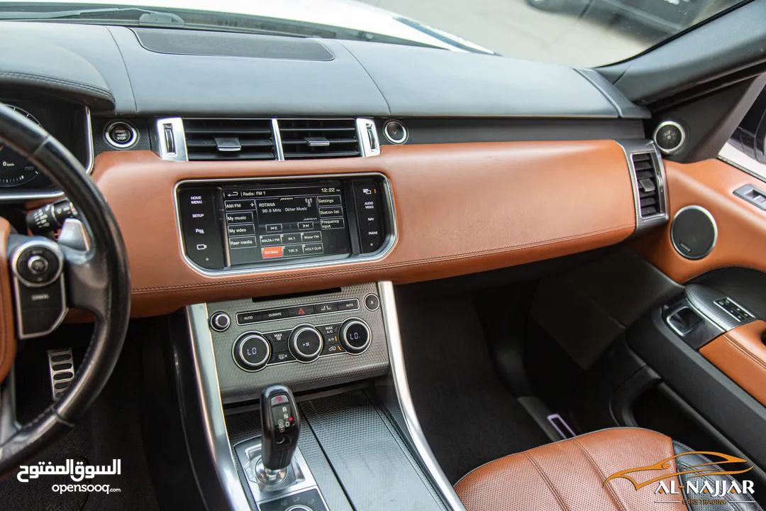 Range Rover Sport Supercharge 2014  السيارة وارد الشركة