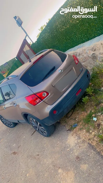 نيسان قشقاي 2010