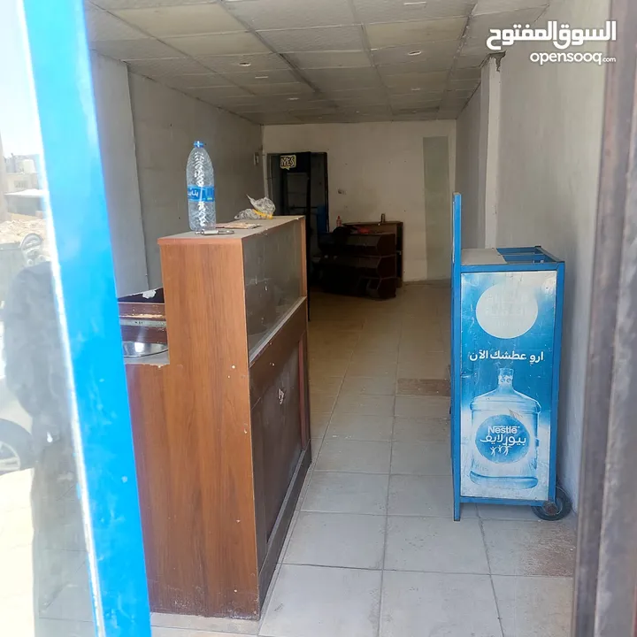 مخازن (محلات) تجارية للايجار بدون خلو (ام الحيران شارع شركة الكهرباء)