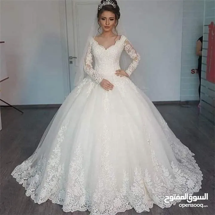 بدلة عرس للبيع